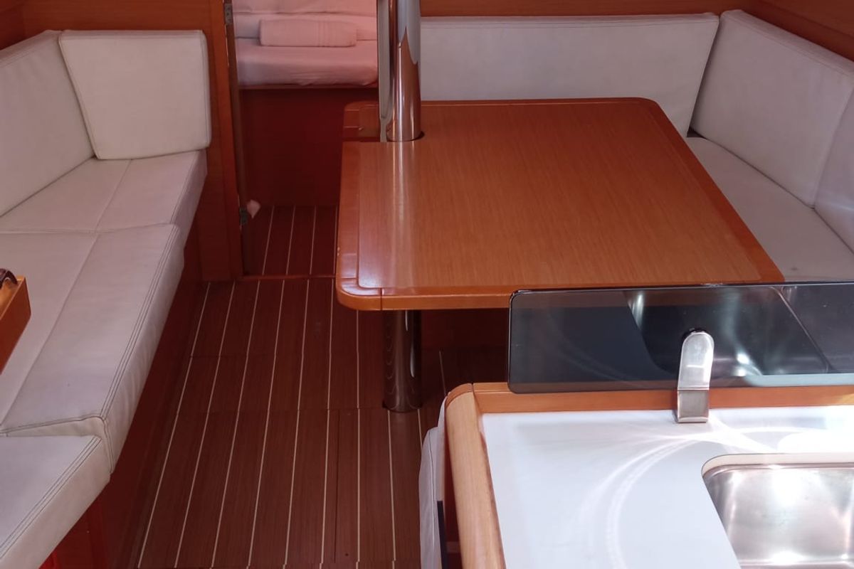 Salon of talelli, a Jeanneau Sun Odyssey 379 sailboat at Kontokali, Greece