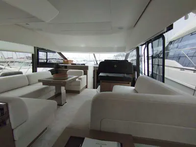 Salon of Baby Indy, a Jeanneau Prestige 520 Flybridge yacht at Split, Croatia