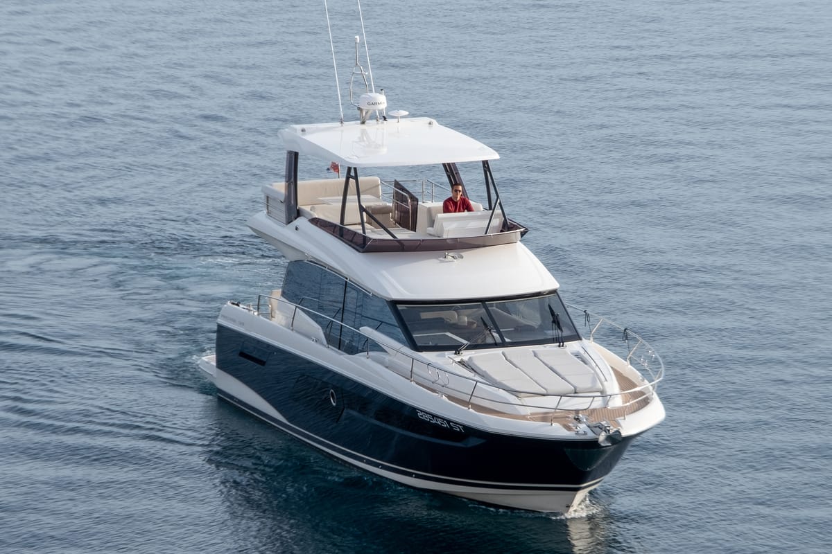 Exterior view of Baby Indy, a Jeanneau Prestige 520 Flybridge yacht at Split, Croatia
