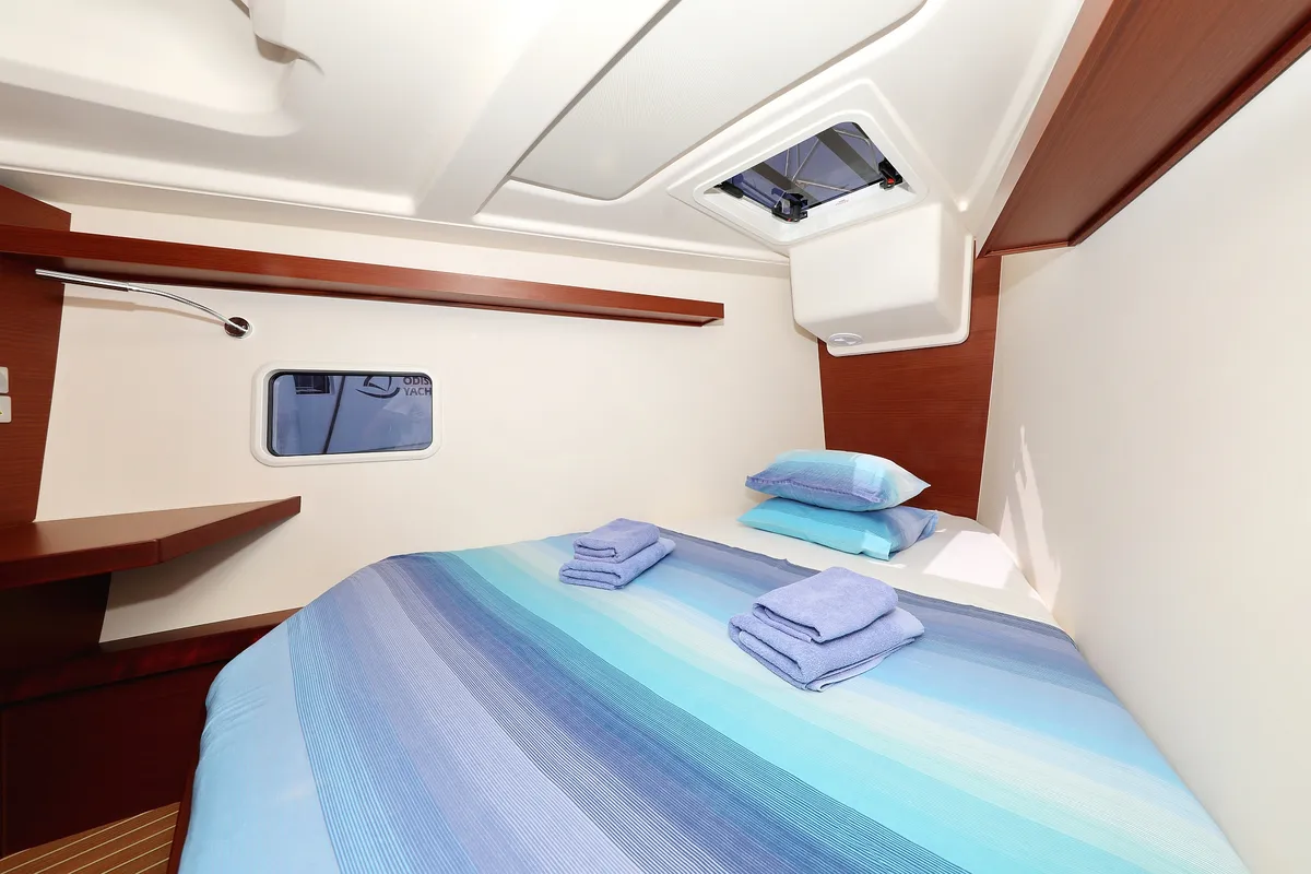 Cabin on NIKE, a Hanse Yachts Hanse 418 sailboat at Novi Vinodolski, Croatia