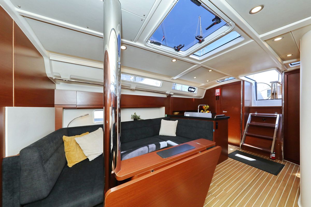 Salon of NIKE, a Hanse Yachts Hanse 418 sailboat at Novi Vinodolski, Croatia