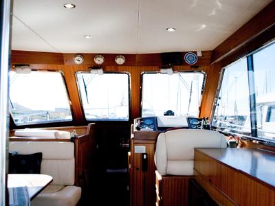 Cockpit of Perla di mare, a Sciallino 40 motorboat at Cagliari, Italy