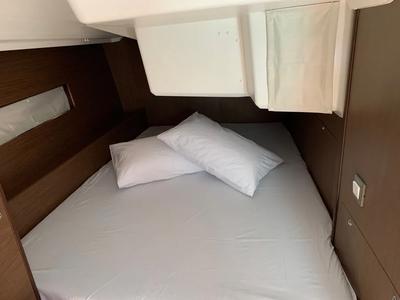 Cabin on Avra, a Beneteau Oceanis 40.1 sailboat at Volos Municipality, Greece
