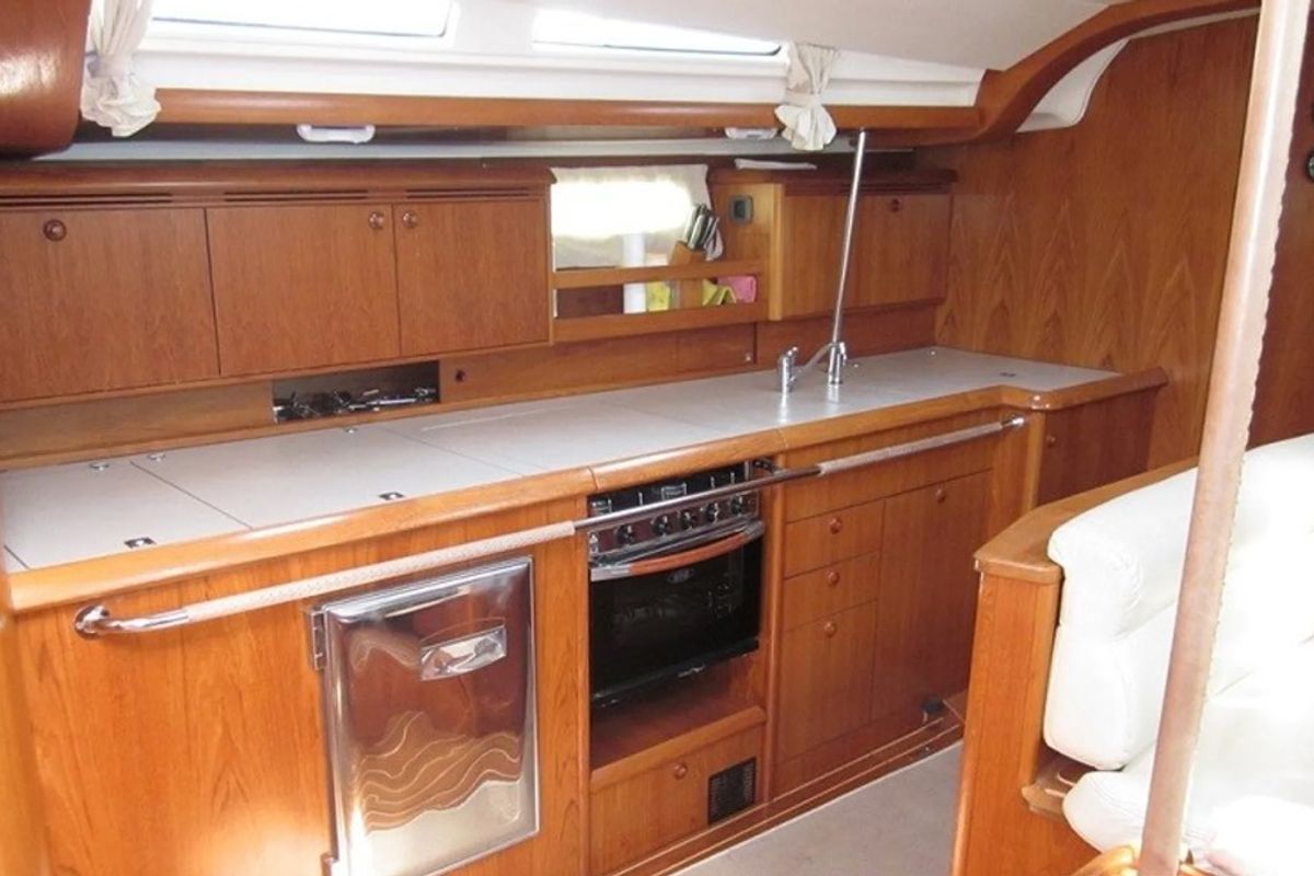 Galley of Vivanita, a Jeanneau Sun Odyssey 49 sailboat at Grimaud, France