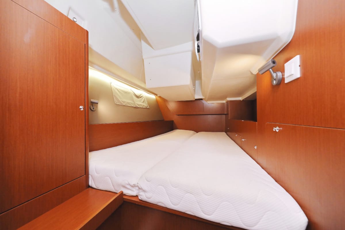 Seven, a Beneteau Oceanis 41.1 sailboat at Zadar, Croatia