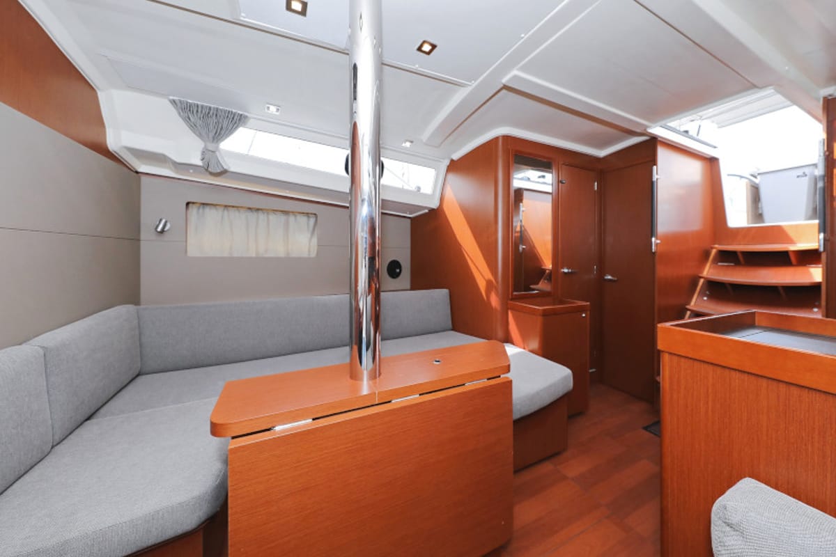 Salon of Seven, a Beneteau Oceanis 41.1 sailboat at Zadar, Croatia