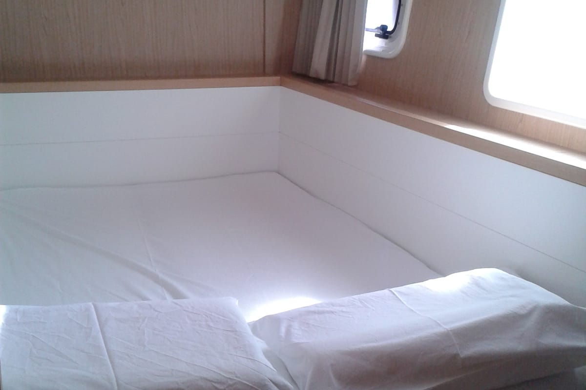 Cabin on Evelina, a Lagoon 400 S2 catamaran at Općina Medulin, Croatia