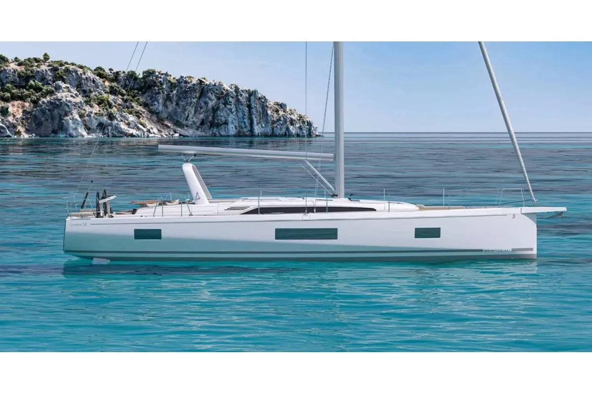 Exterior view of Pandora - Comfort line, a Beneteau Oceanis 52 sailboat at Tonnarella, Italy