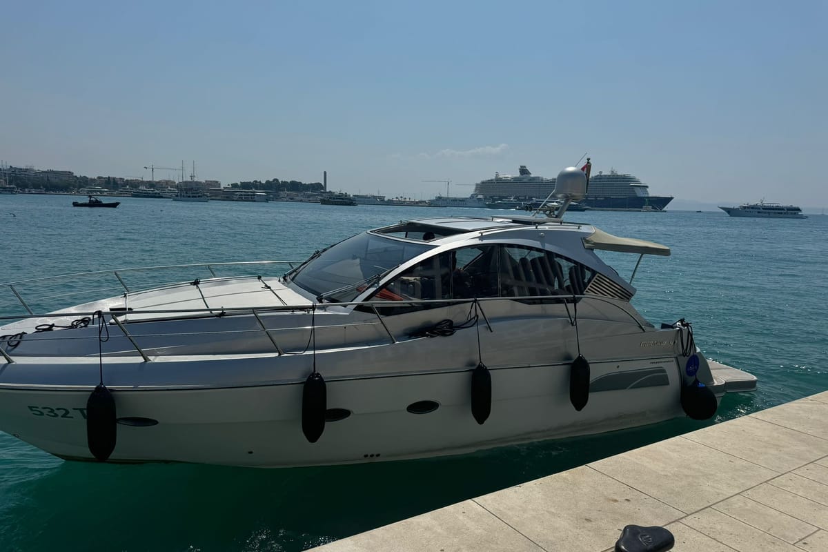 Exterior view of Marta V, a Grginić jahte Mirakul 40 yacht at Split, Croatia