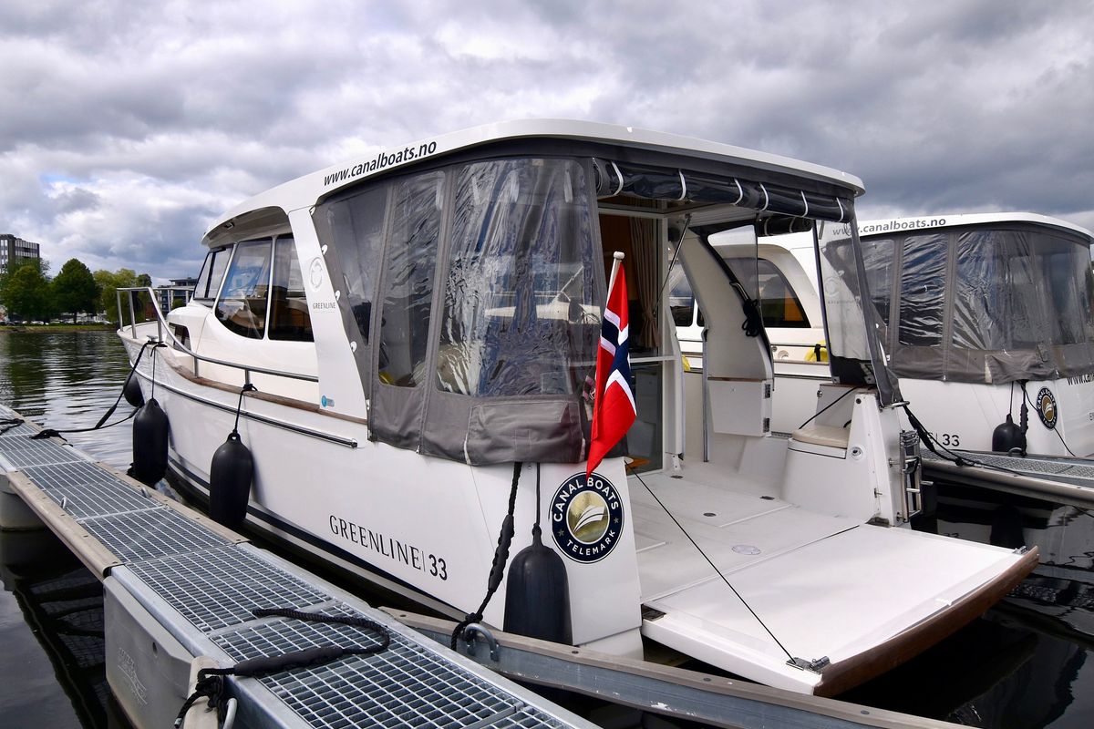 Deck of Kragero, a Greenline 33 yacht at Porsgrunn, Norway