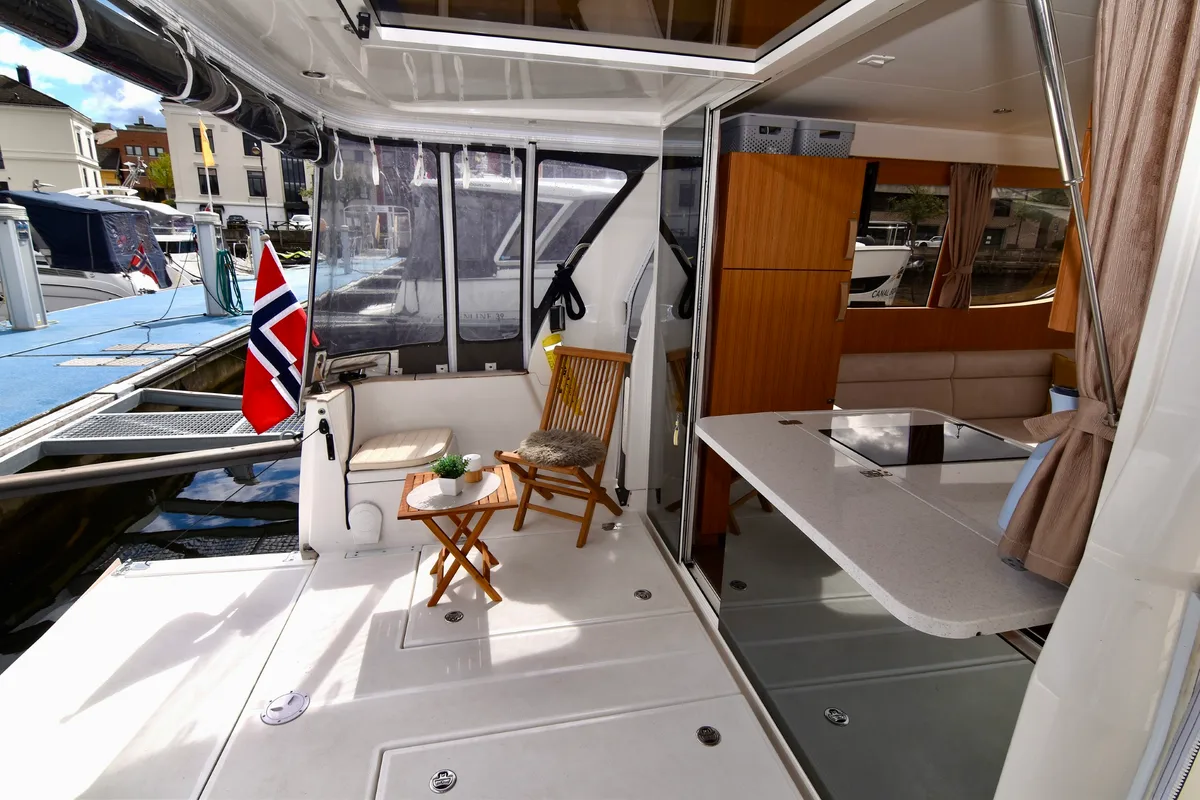 Deck of Kragero, a Greenline 33 yacht at Porsgrunn, Norway