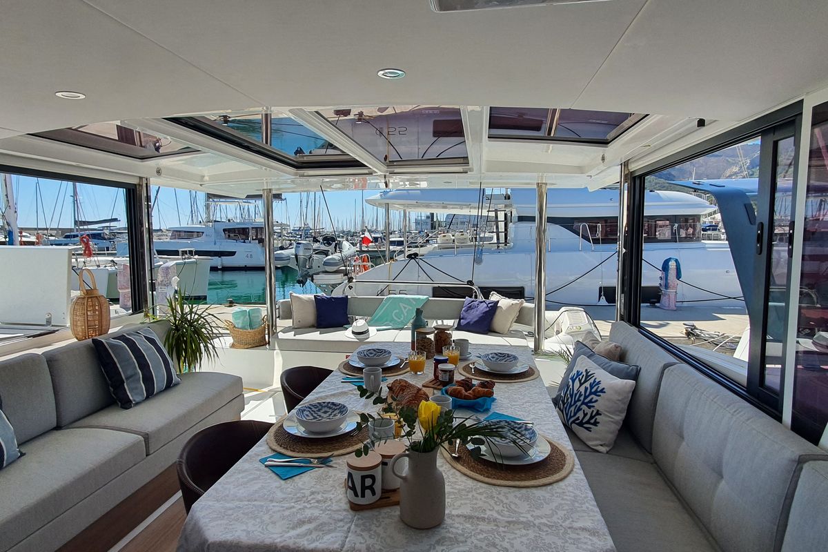 Salon of AMAZIGH, a Bali 4.6 catamaran at Sitges, Spain