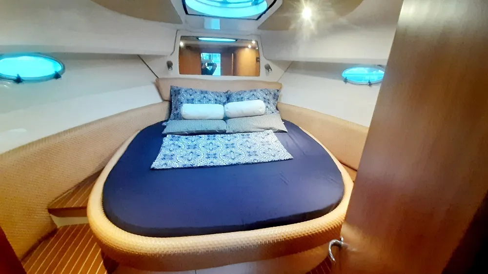 Cabin on Norah, a Sessa Marine Sessa Dorado 32 motorboat at Zadar, Croatia
