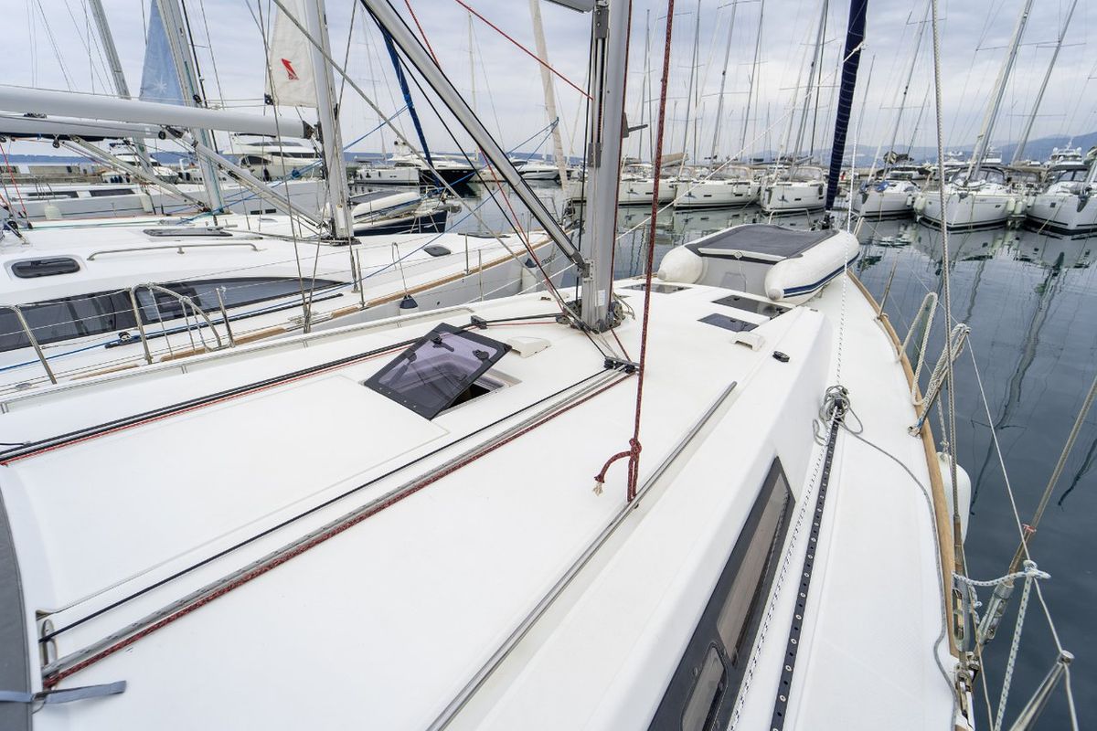 Deck of Nesi 2, a Beneteau Oceanis 45 sailboat at Grad Kaštela, Croatia