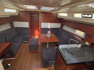 Salon of Meryl, a Hanse Yachts Hanse 458 sailboat at Grad Kaštela, Croatia