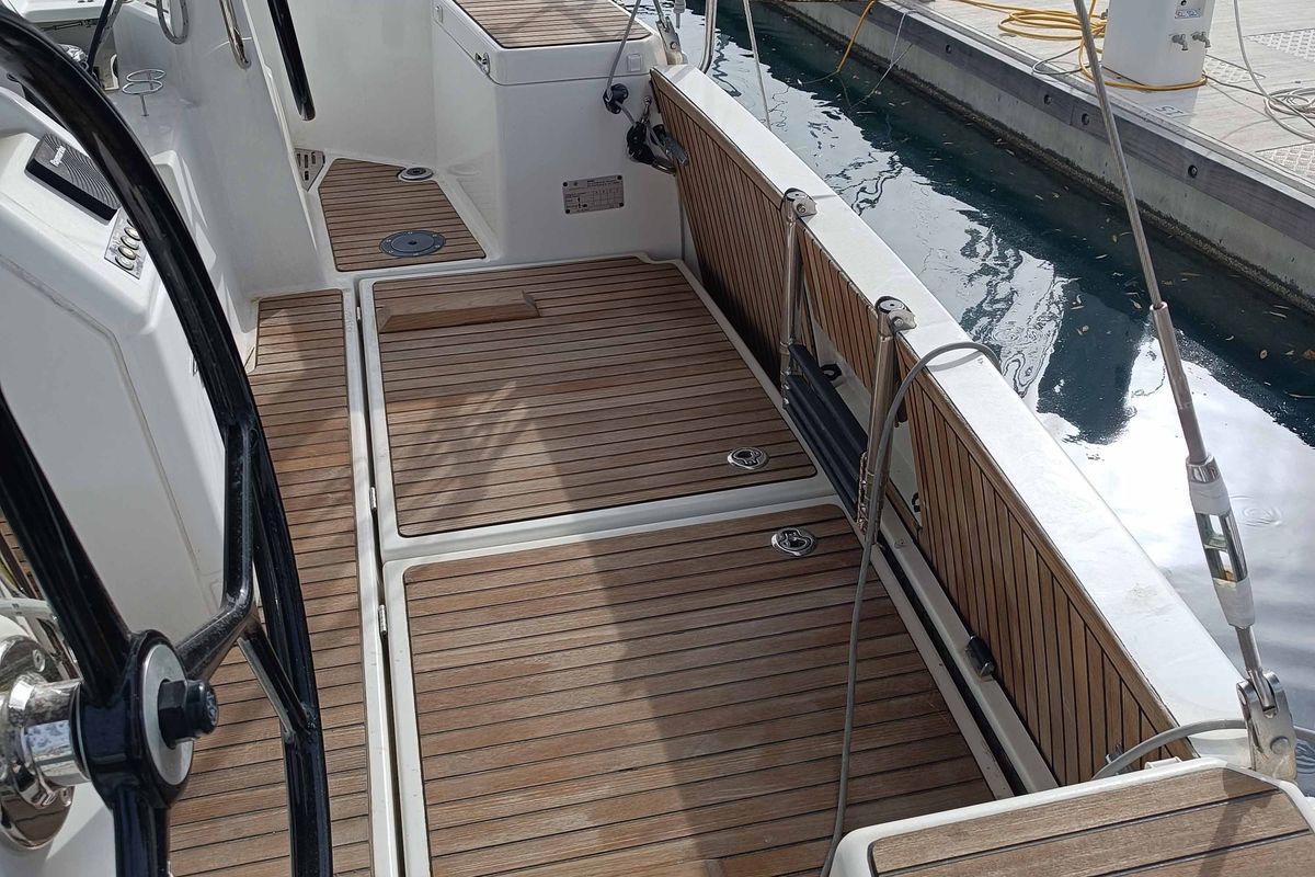 Deck of Funky One, a Jeanneau Sun Odyssey 440 sailboat at Kontokali, Greece