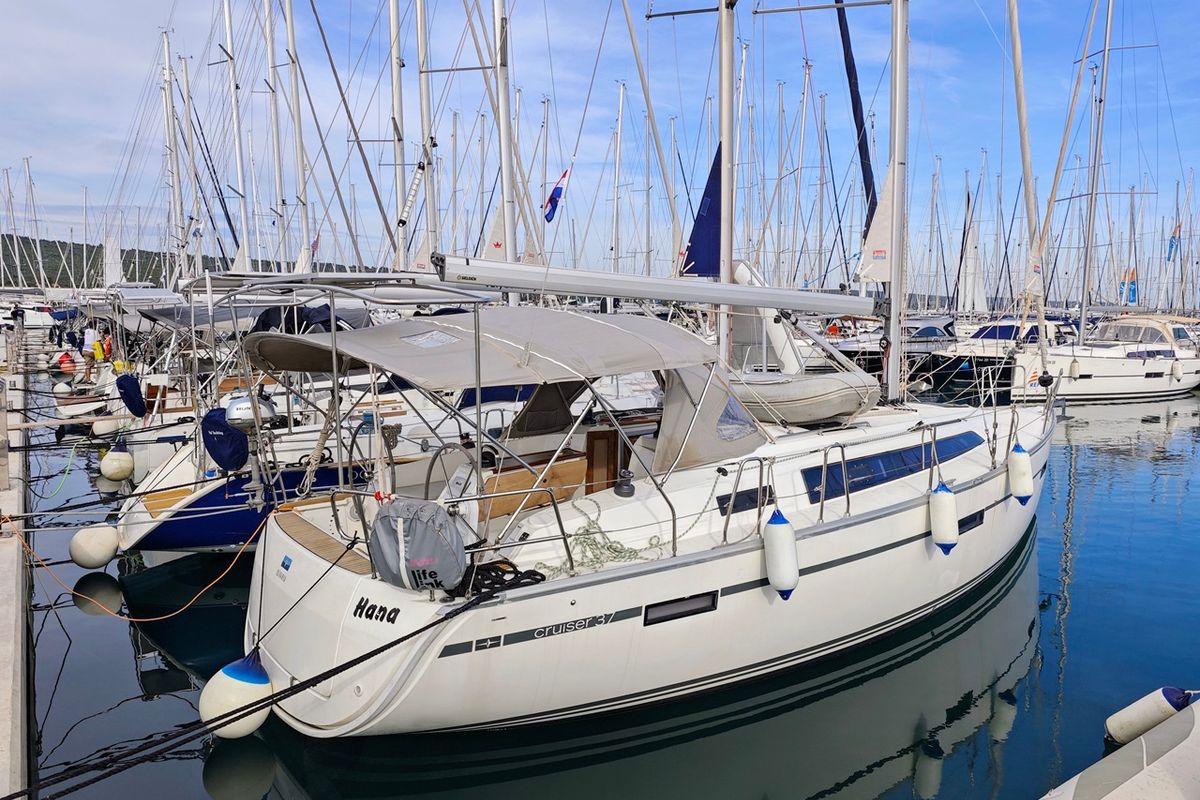 Exterior view of Hana, a Bavaria Cruiser 37 sailboat at Općina Sukošan, Croatia