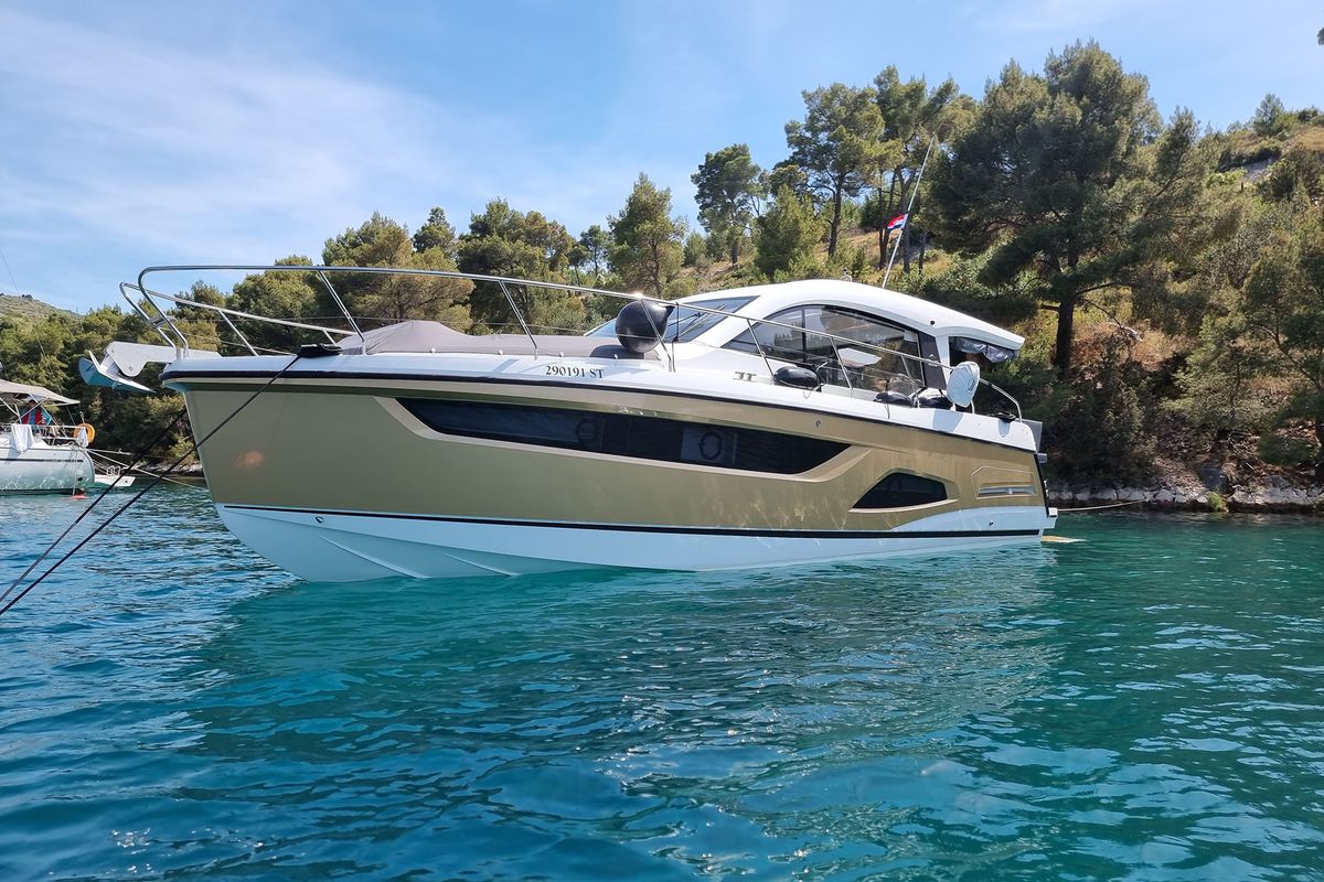 Exterior view of Tireless, a Sealine C390 yacht at Grad Kaštela, Croatia