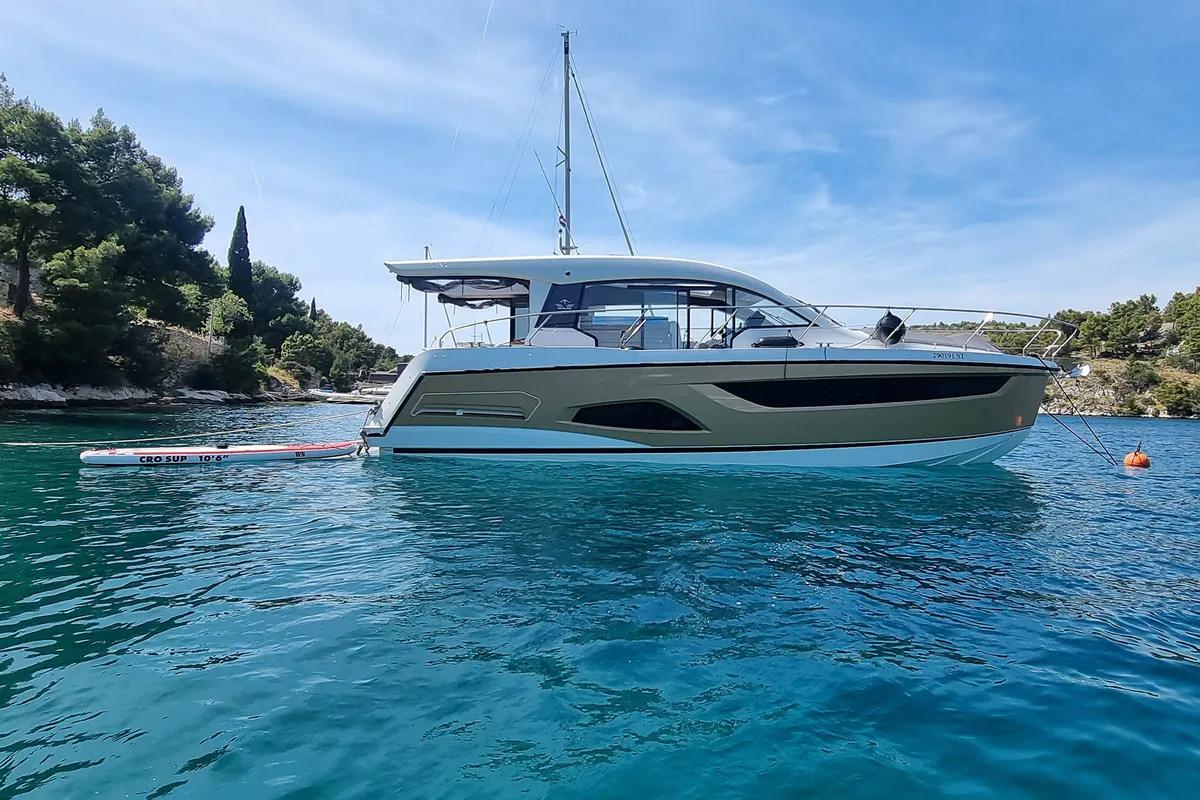 Exterior view of Tireless, a Sealine C390 yacht at Grad Kaštela, Croatia