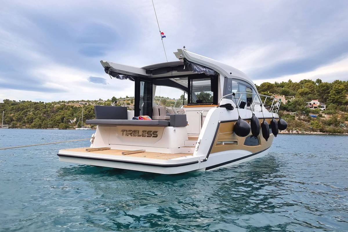 Exterior view of Tireless, a Sealine C390 yacht at Grad Kaštela, Croatia