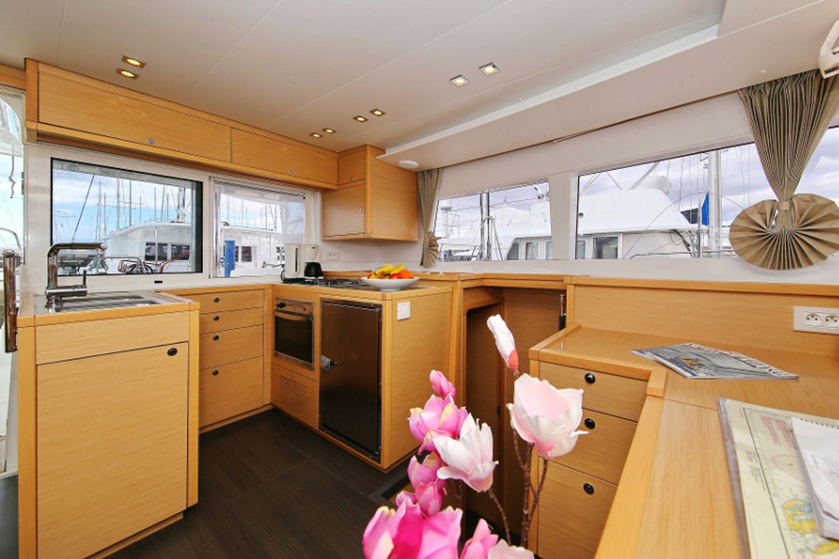 Galley of LADIES&GENTLEMEN, a Lagoon 450 Fly catamaran at Općina Sukošan, Croatia