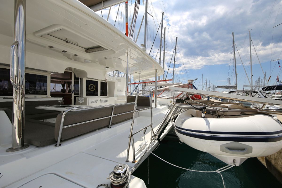 Deck of LADIES&GENTLEMEN, a Lagoon 450 Fly catamaran at Općina Sukošan, Croatia
