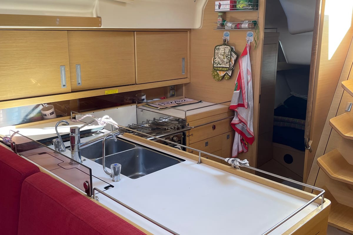 Galley of Carolina - cabin 1, a Elan 450 sailboat at Rodi Garganico, Italy