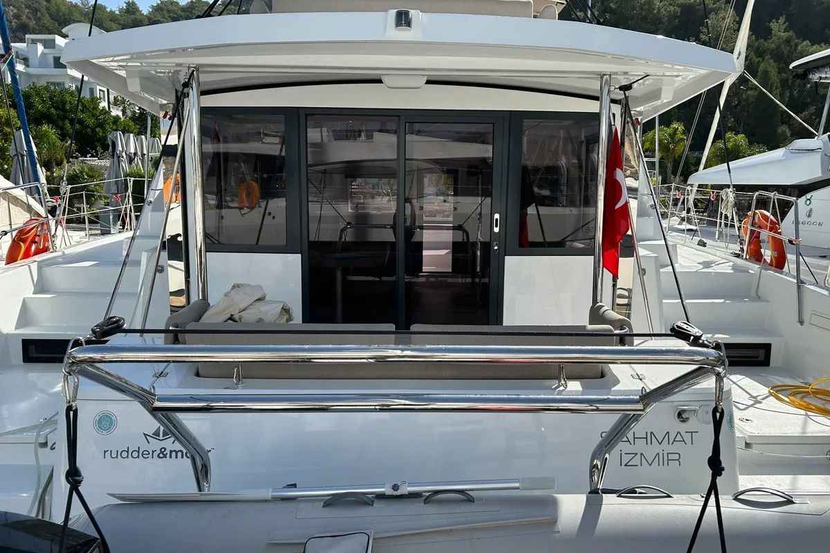 Exterior view of Sah Mat, a Bali 4.2 OW catamaran at Fethiye, Turkey