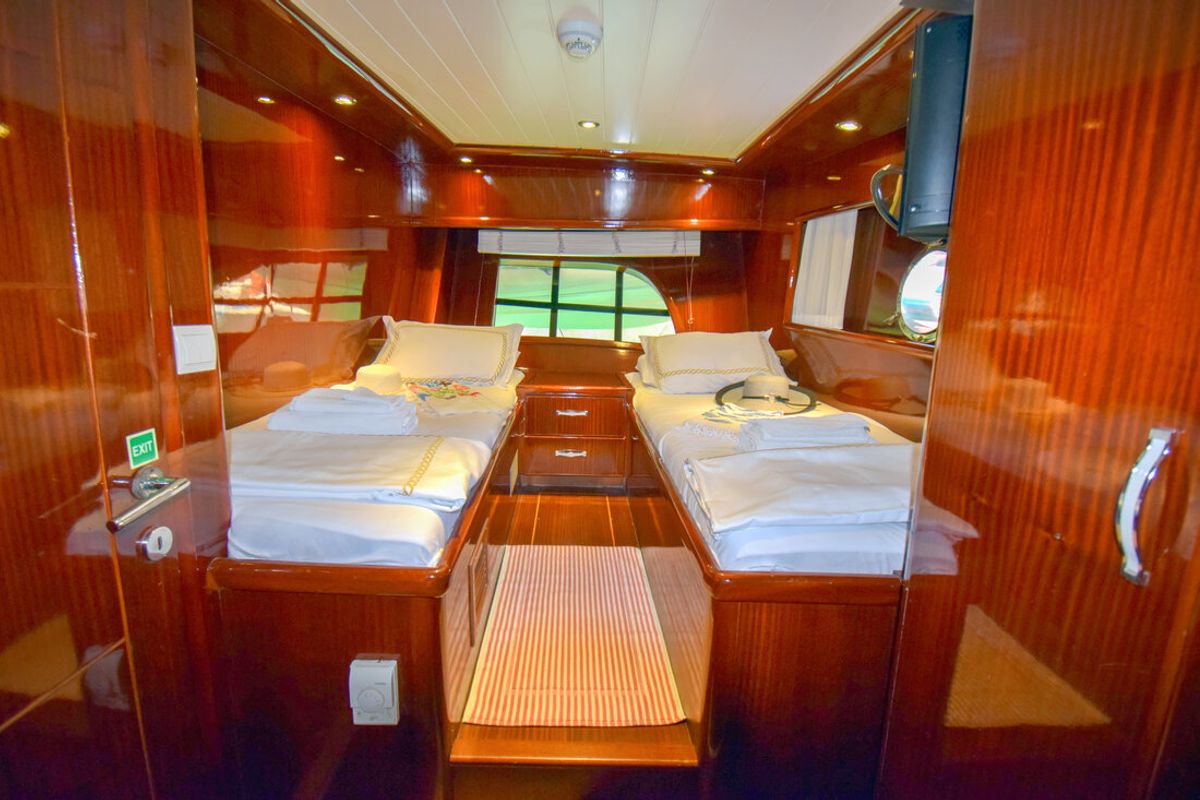 Cabin on Perla Del Mar I, a Unknown M/S Perla Del Mar I yacht at Marmaris, Turkey