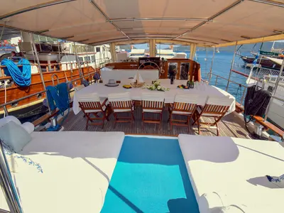 Deck of Perla Del Mar I, a Unknown M/S Perla Del Mar I yacht at Marmaris, Turkey