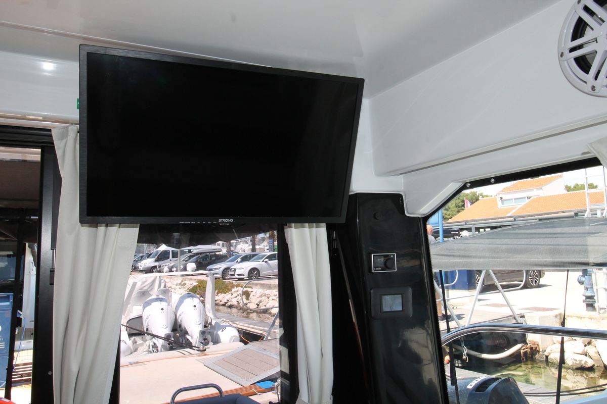 Navis Amoris, a Jeanneau Merry Fisher 895 Serie2 motorboat at Grad Biograd na Moru, Croatia