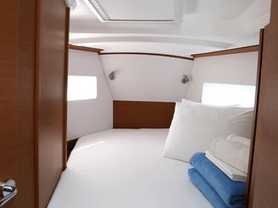 Cabin on Red Kiss, a Jeanneau Sun Odyssey 380 sailboat at Split, Croatia