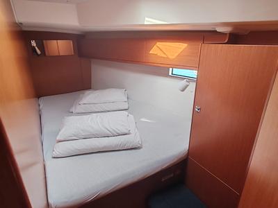 Cabin on Mondo, a Bavaria Cruiser 46 sailboat at Općina Pakoštane, Croatia