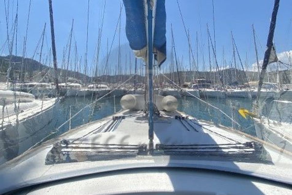Deck of Filadelfo, a Beneteau Oceanis 43.4 sailboat at Fethiye, Turkey