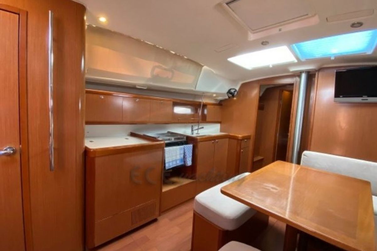 Salon of Filadelfo, a Beneteau Oceanis 43.4 sailboat at Fethiye, Turkey
