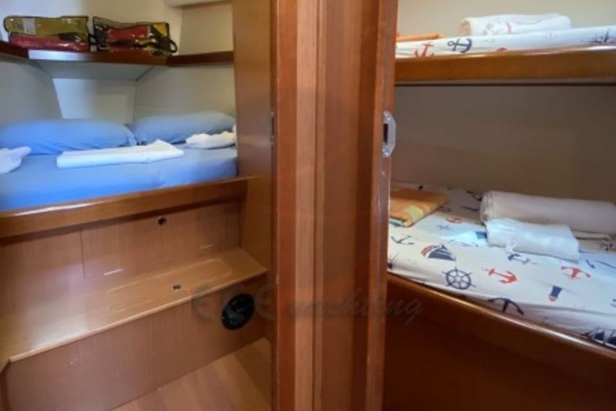 Cabin on Filadelfo, a Beneteau Oceanis 43.4 sailboat at Fethiye, Turkey