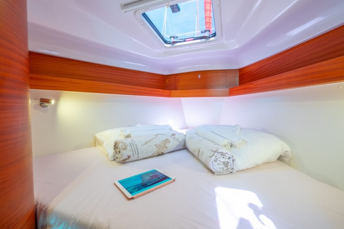 Cabin on Funky, a Elan Impression 40.1 sailboat at Split, Croatia