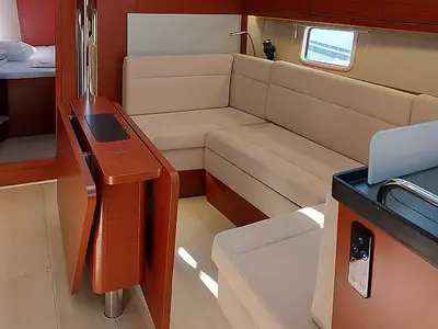 Salon of Pasithea, a Hanse Yachts Hanse 418 sailboat at Lavrion - Olympic Marine