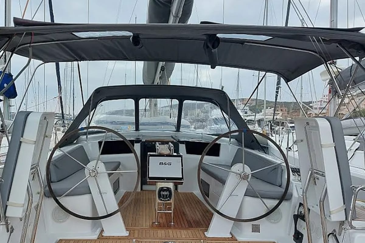 Pasithea, a Hanse Yachts Hanse 418 sailboat at Lavrion - Olympic Marine