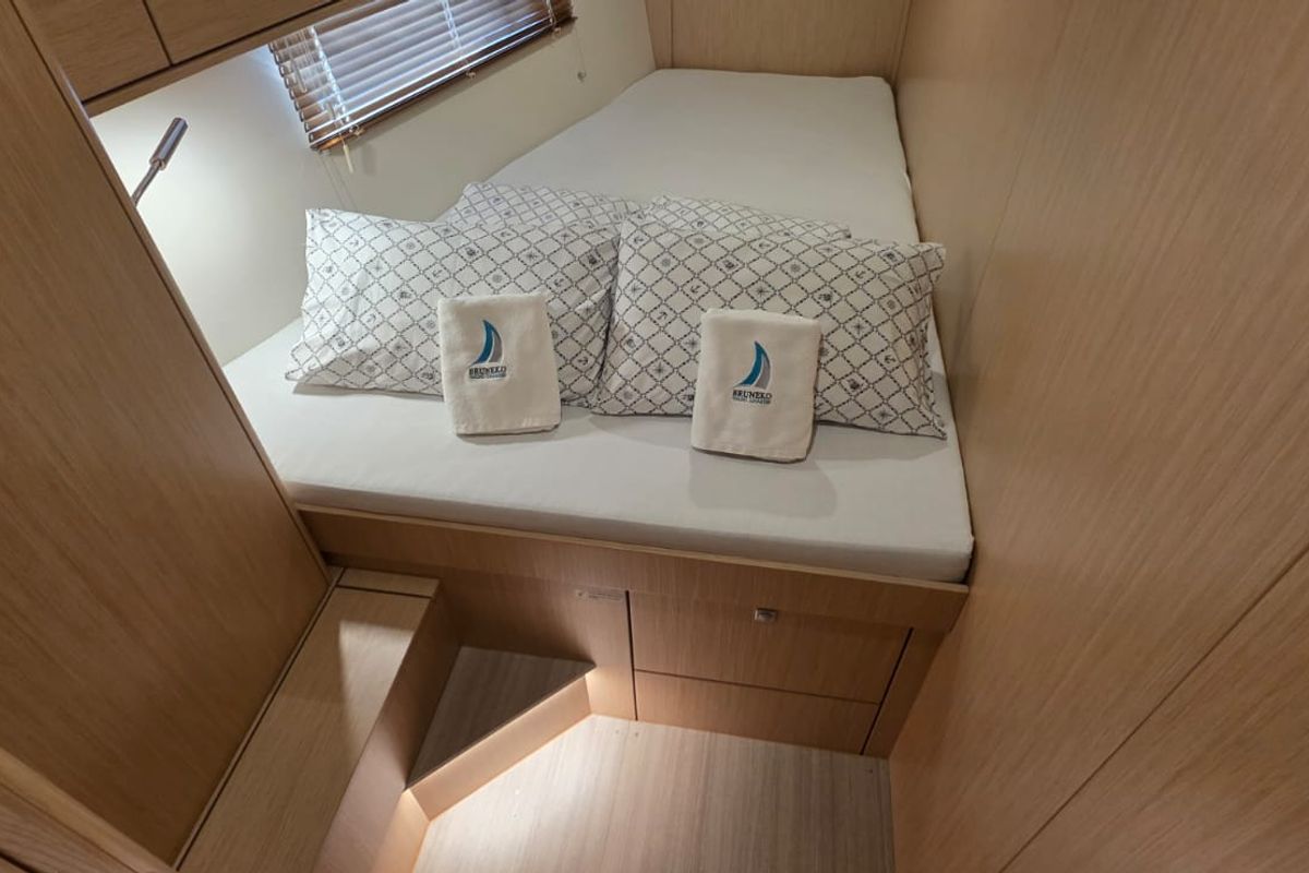 Cabin on Payetra, a Bavaria C46 sailboat at Zadar, Croatia