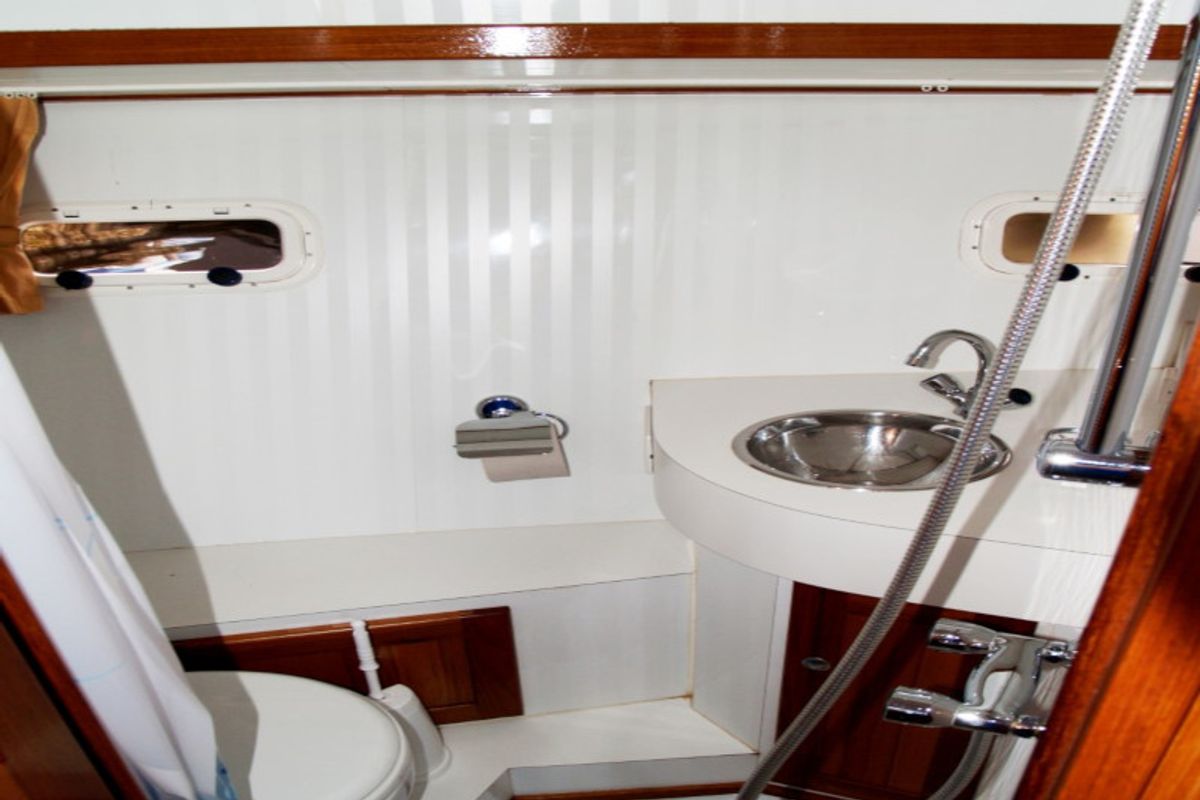 Head on Drait 42, a De Drait Renal 36 motorboat at Drachten, Netherlands