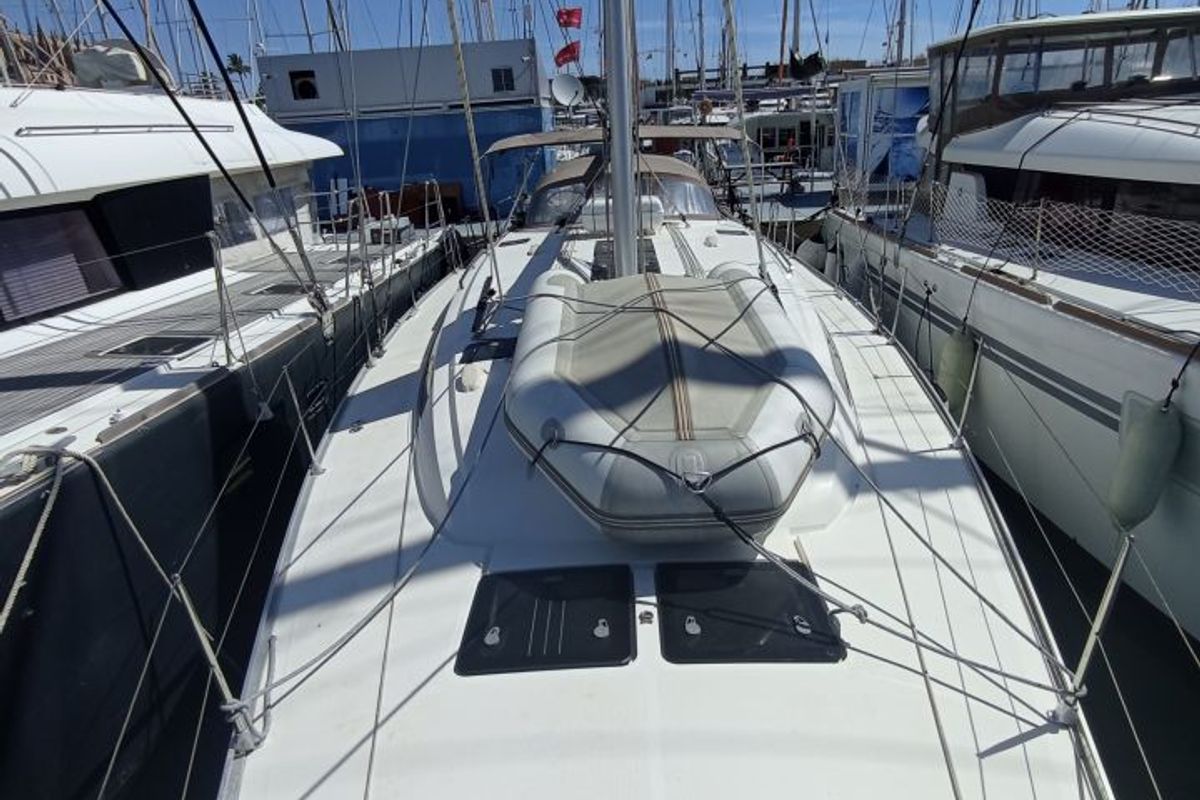 Exterior view of Alissa, a Bavaria Cruiser 51 sailboat at Palma de Mallorca, Spain