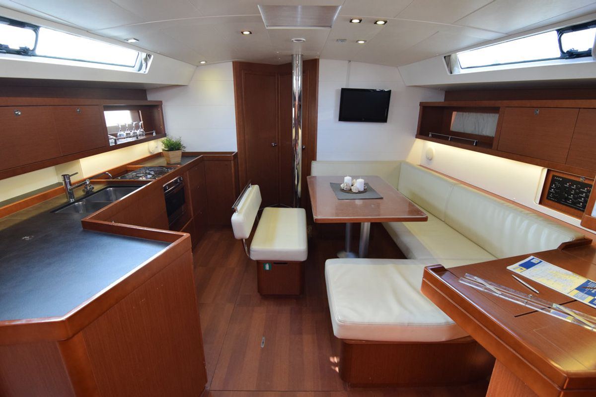 Salon of Semiramis, a Beneteau Oceanis 45 sailboat at Kontokali, Greece