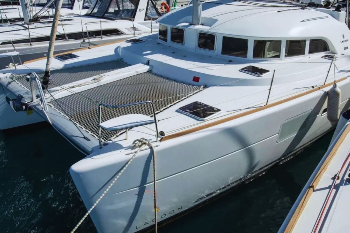 Exterior view of Ploto, a Lagoon 380 catamaran at Vibo Valentia, Italy