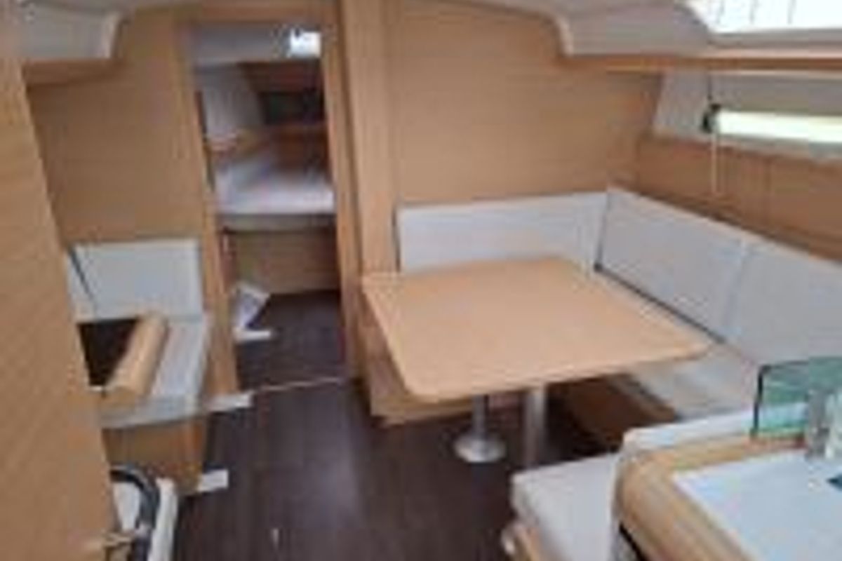 Salon of Coconut, a Jeanneau Sun Odyssey 419 sailboat at Propriano, France