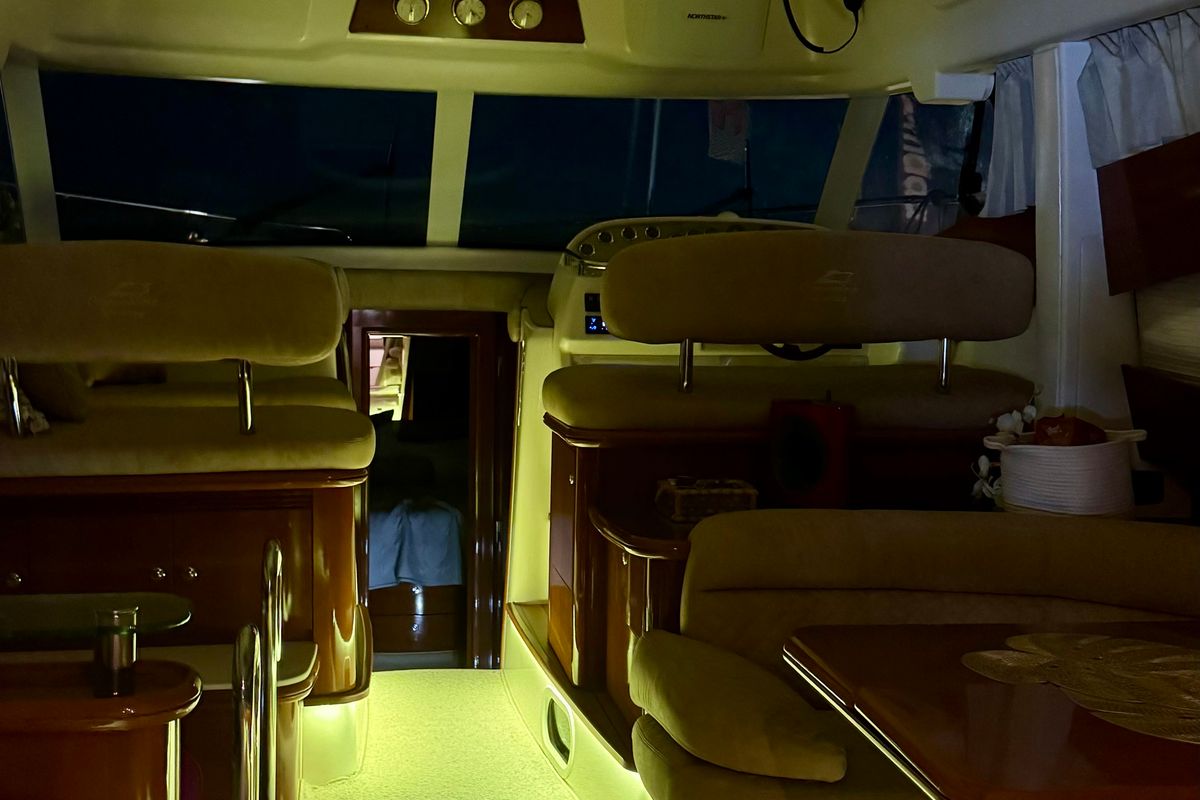 Salon of UNPLUGGED, a Prestige 46 Fly motorboat at Split, Croatia