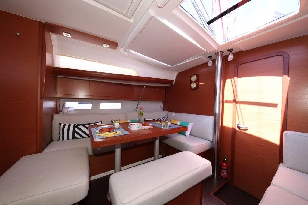 Salon of Matul, a Dufour 412 GL sailboat at Split, Croatia