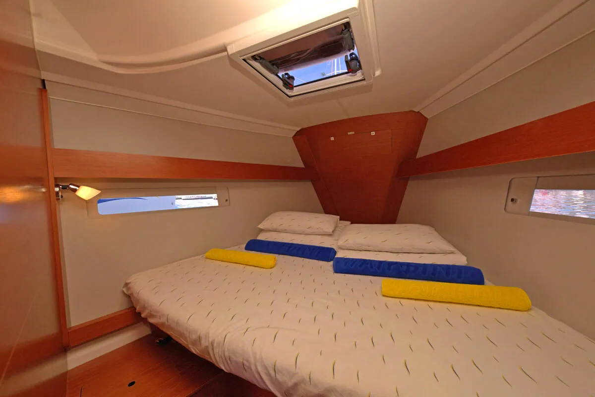 Cabin on Matul, a Dufour 412 GL sailboat at Split, Croatia