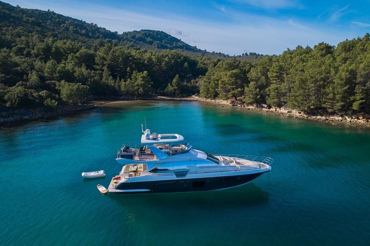Exterior view of Relax of Croatia, a Azimut 72 Fly yacht at Općina Sukošan, Croatia