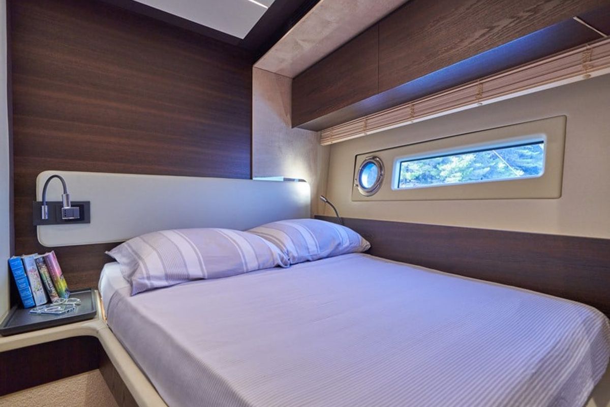Cabin on Relax of Croatia, a Azimut 72 Fly yacht at Općina Sukošan, Croatia